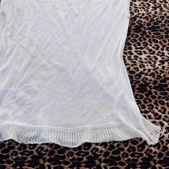 ♡︎ vintage soft embroidered blouse ♡︎ - Picture 7 of 8